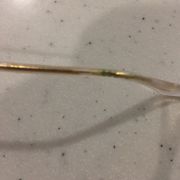 Gold Ray-Ban Aviators - Picture 2 of 8